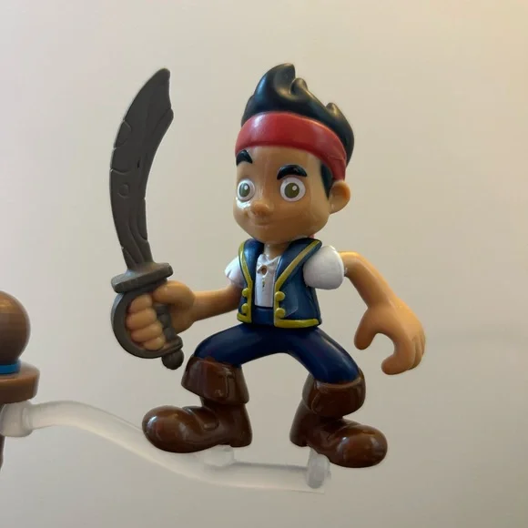 Collectable Fisher-Price Disney's Jake and The Never Land Pirates Jake's Musical - Picture 10 of 10